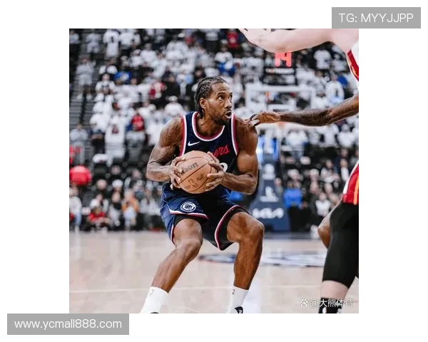 快船拒湖人26分逆转小卡复出